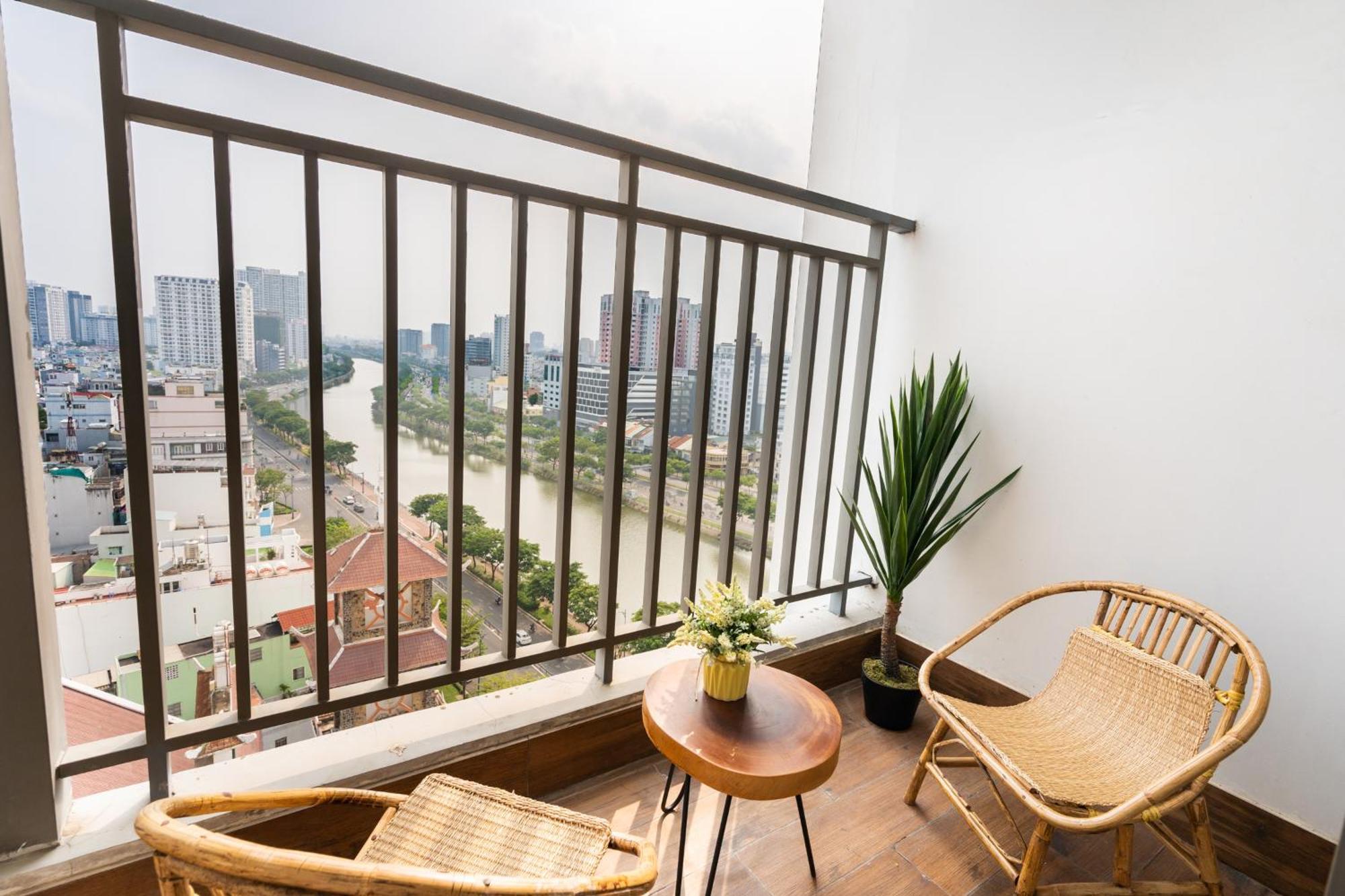 Olala Saigon Apartment - Rivergate Residence Хошимин Экстерьер фото